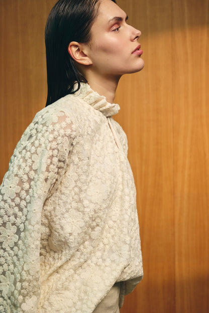 Blusa Vita Lenta Bordados Blanco