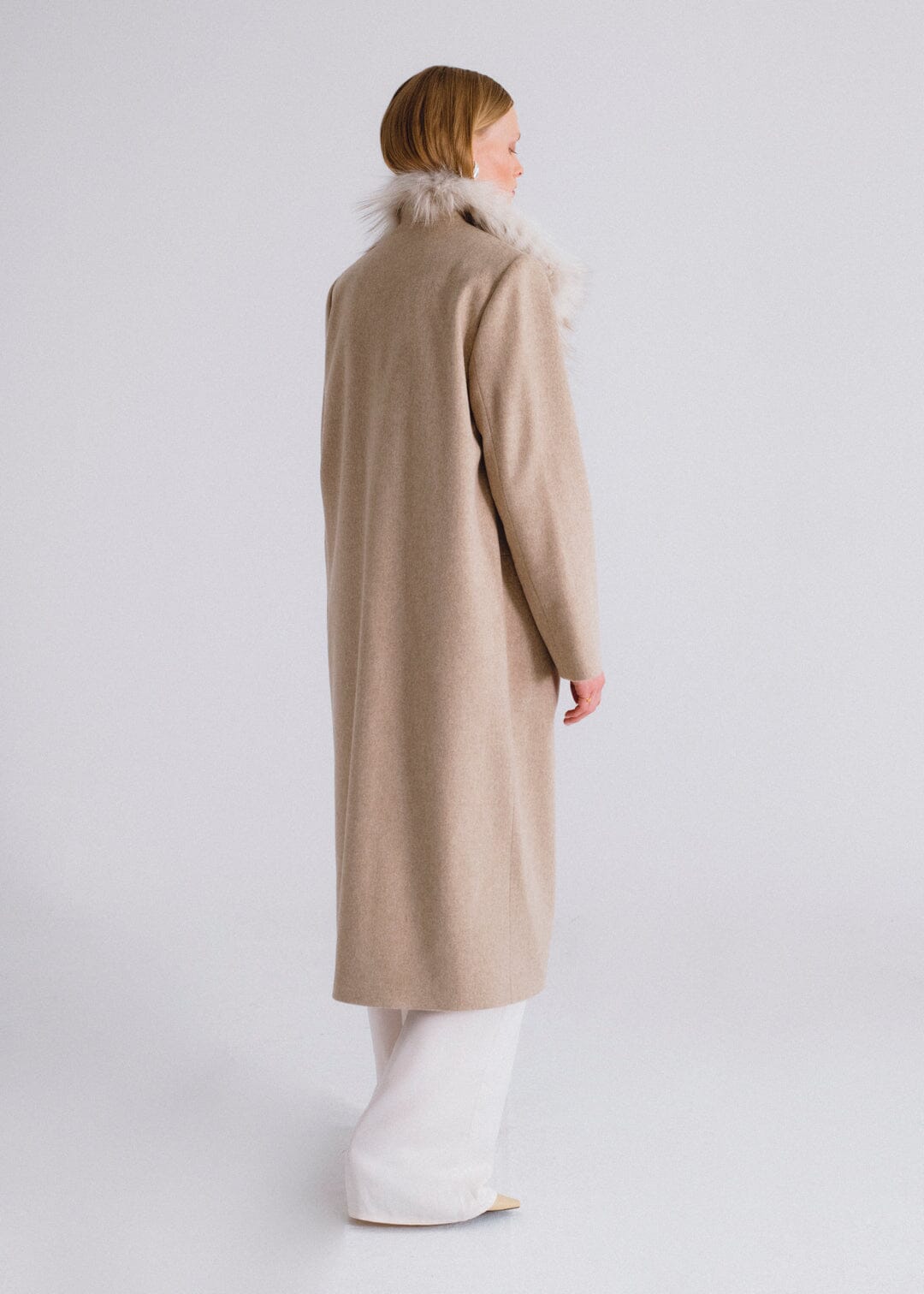 Abrigo largo lana detalle pelo Miguel Marinero 