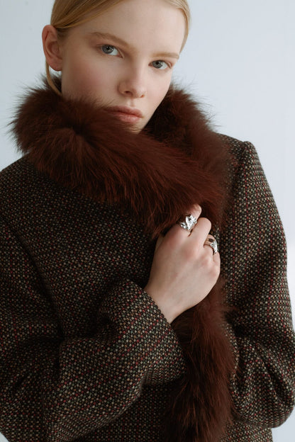 Abrigo largo lana textura detalle pelo Miguel Marinero 