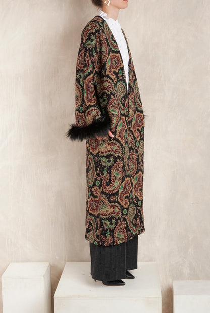 ABRIGO PAISLEY NEGRO Coats Philippa 1970 