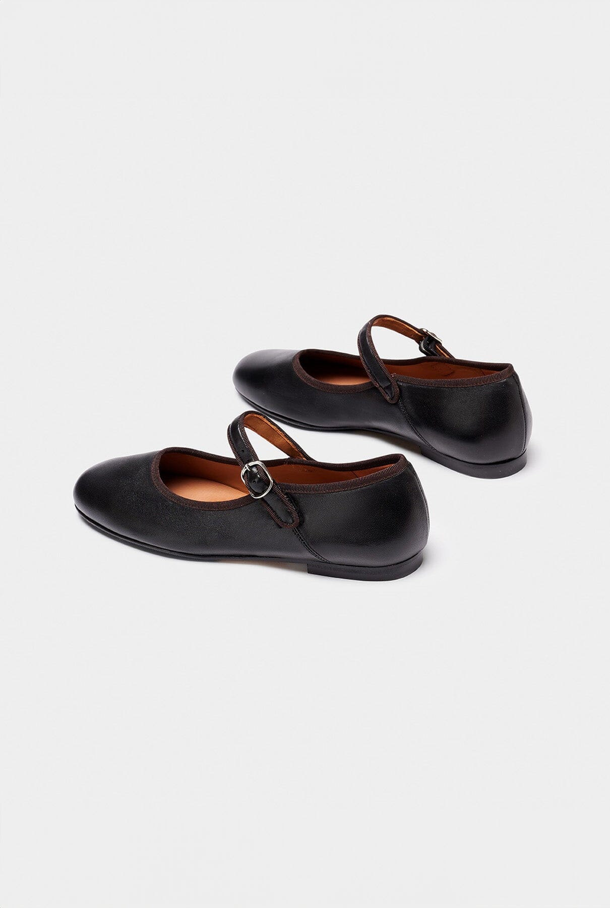 Adams Black Flat shoes Naguisa 