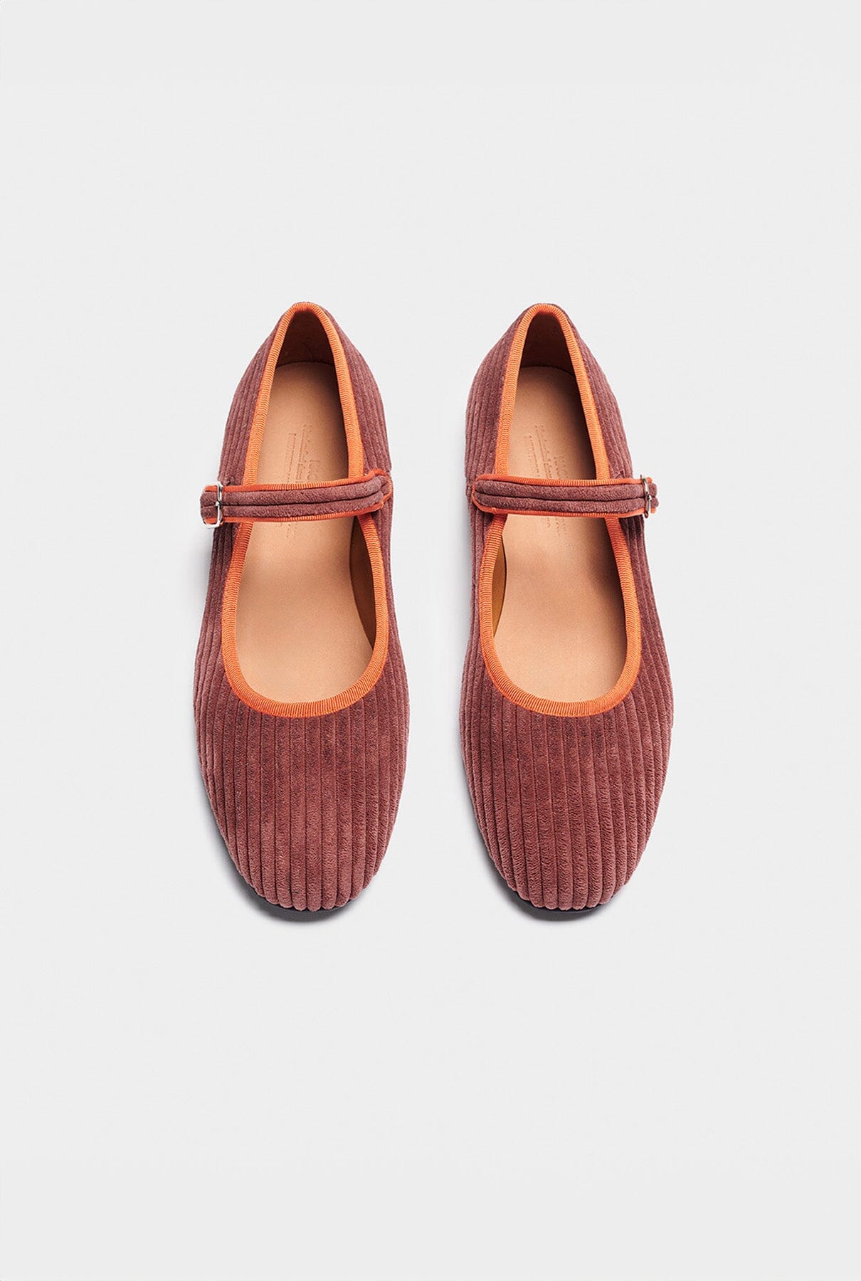 Adams Burgundy Flat shoes Naguisa 