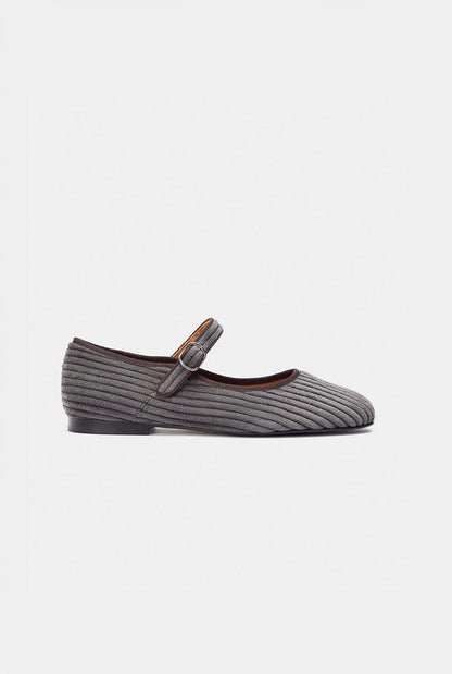 Adams Grey Flat shoes Naguisa 