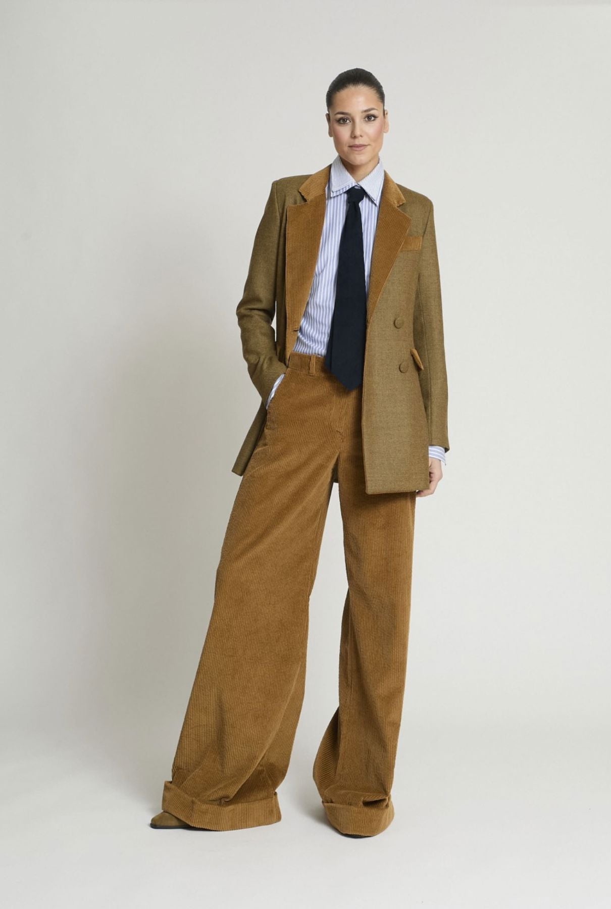 AMERICANA ORDET CAMEL JACKETS Zaitegui Studio 