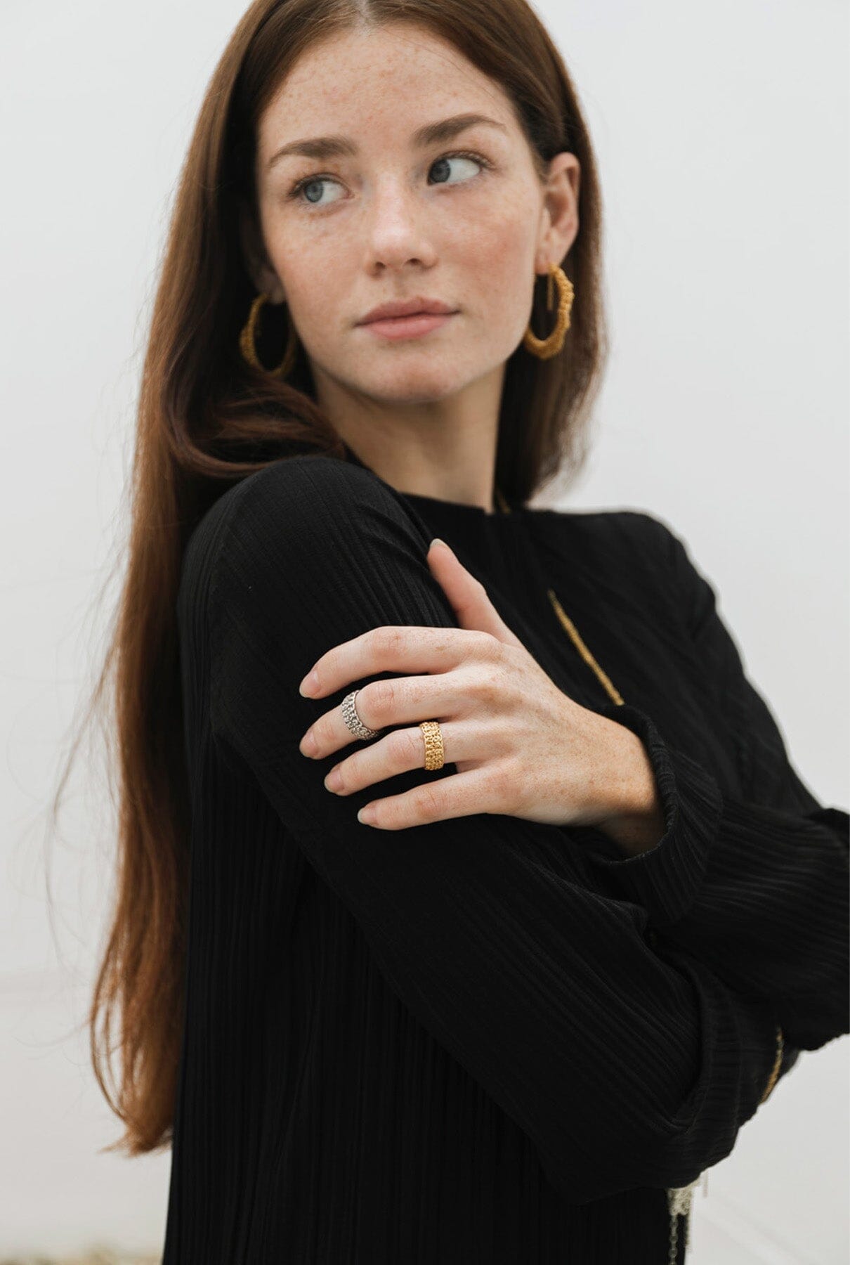 ARGOLLAS FLAMENCA ORO Earrings Marta Moore 
