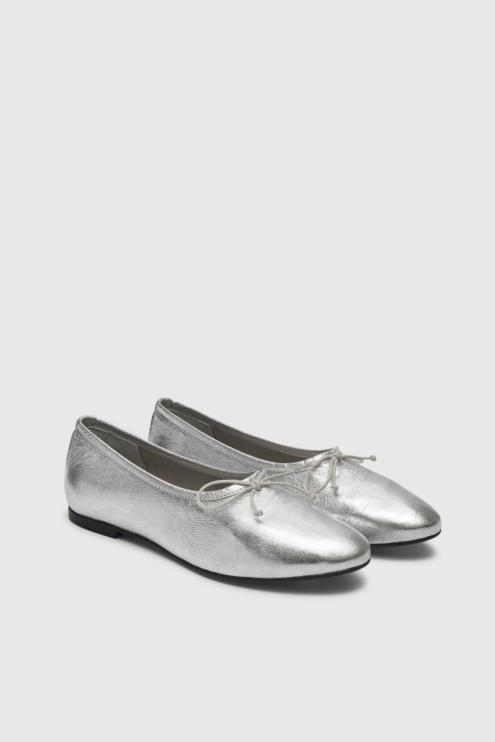 Ava Ballet Flats in Silver Leather Flat shoes AUGUSTA 