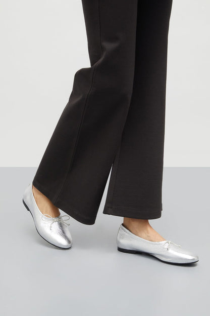 Ava Ballet Flats in Silver Leather Flat shoes AUGUSTA 