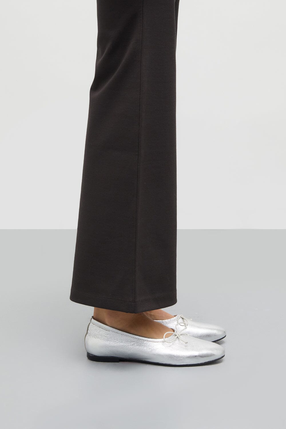 Ava Ballet Flats in Silver Leather Flat shoes AUGUSTA 