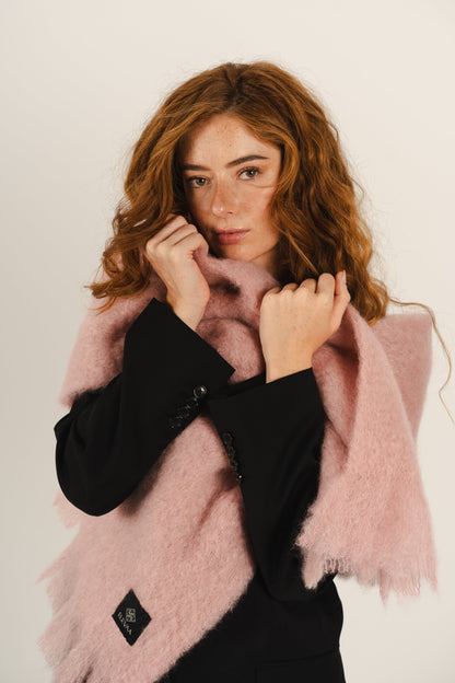 Ballet Pink Mohair Scarf Accesorios ELEVAA 