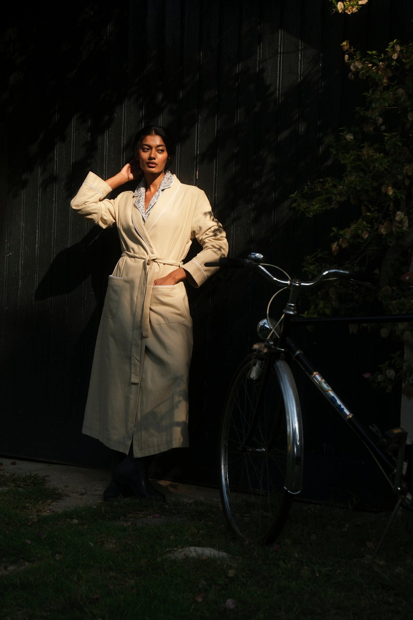 Batín Mujer Beige Robe Vicky Bargalló 