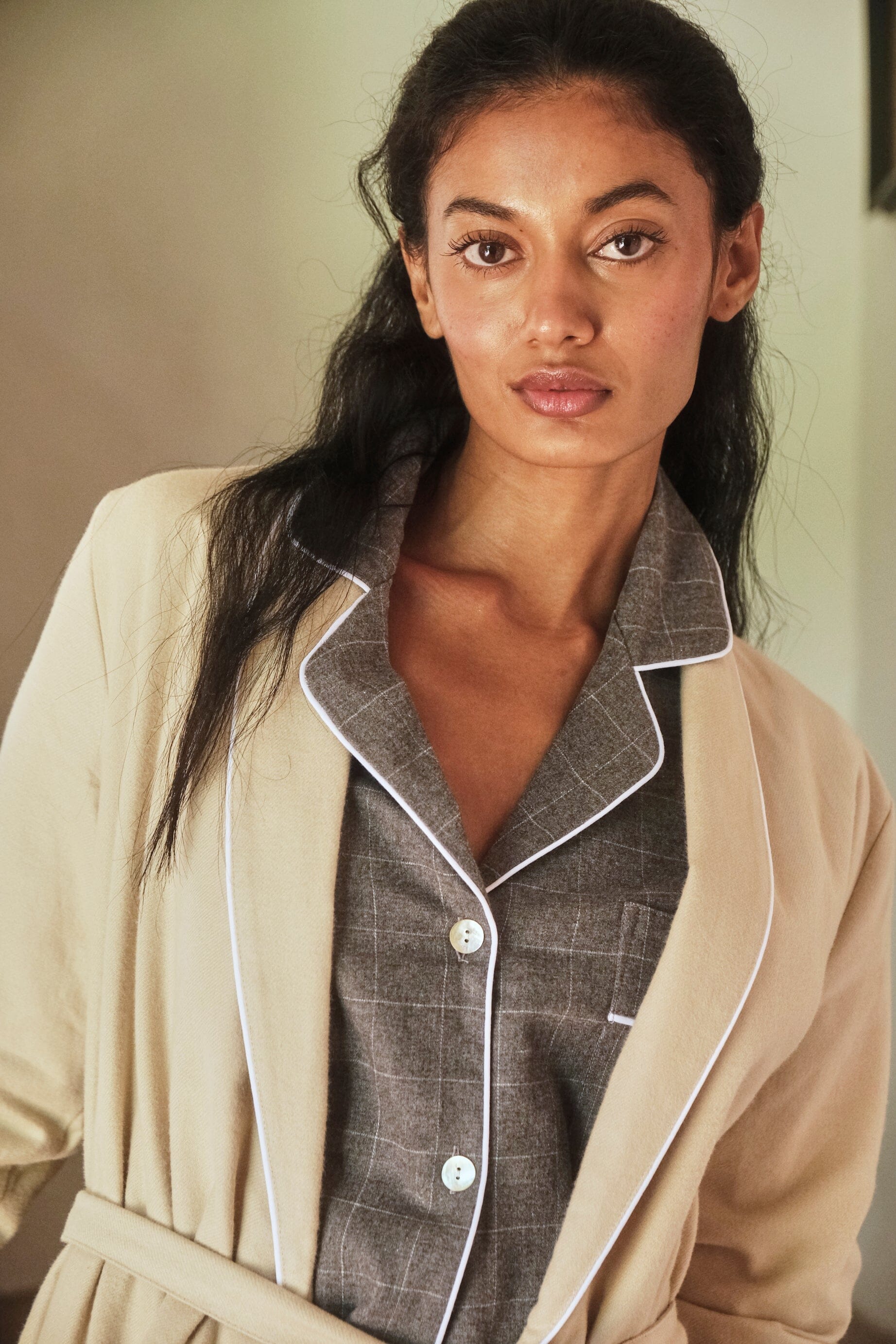 Batín Mujer Beige Robe Vicky Bargalló 