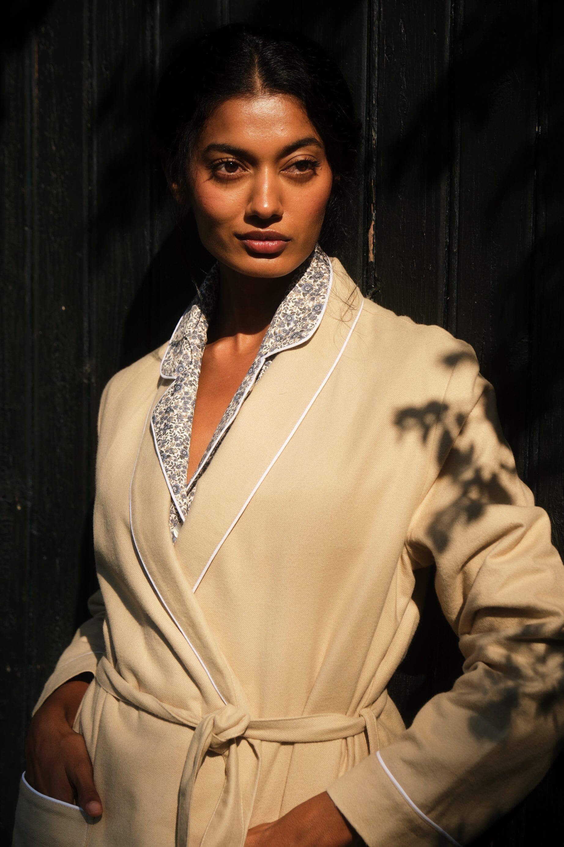 Batín Mujer Beige Robe Vicky Bargalló 