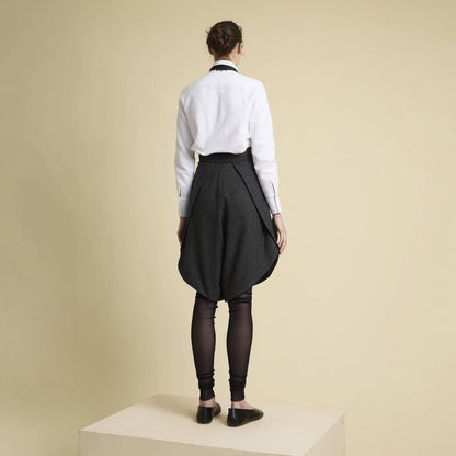 Bermuda Aki gris Trousers Zaitegui Studio 