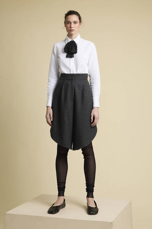 BERMUDA AKI GRIS Trousers Zaitegui Studio 