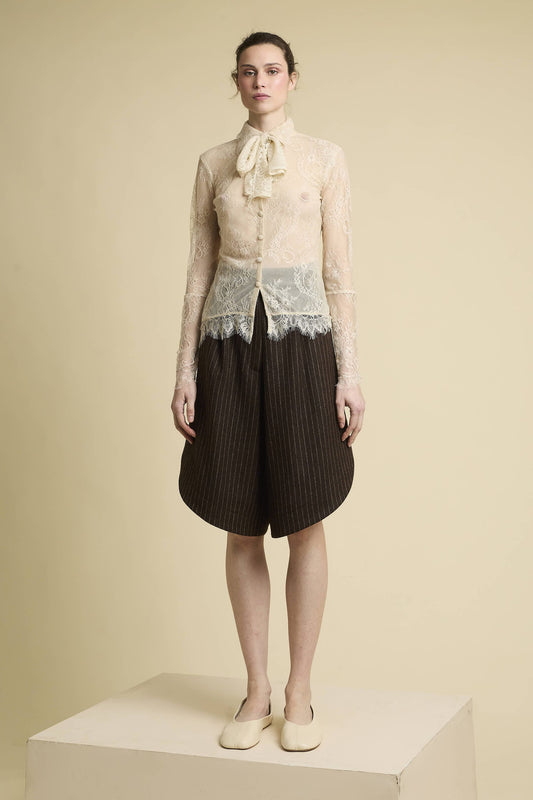 BERMUDA AKI RAYA DIPLOMATICA Trousers Zaitegui Studio 