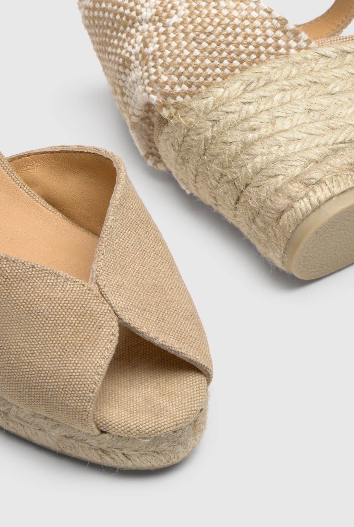 BIANCA/6/002 SANDALIAS CUÑA Castañer 