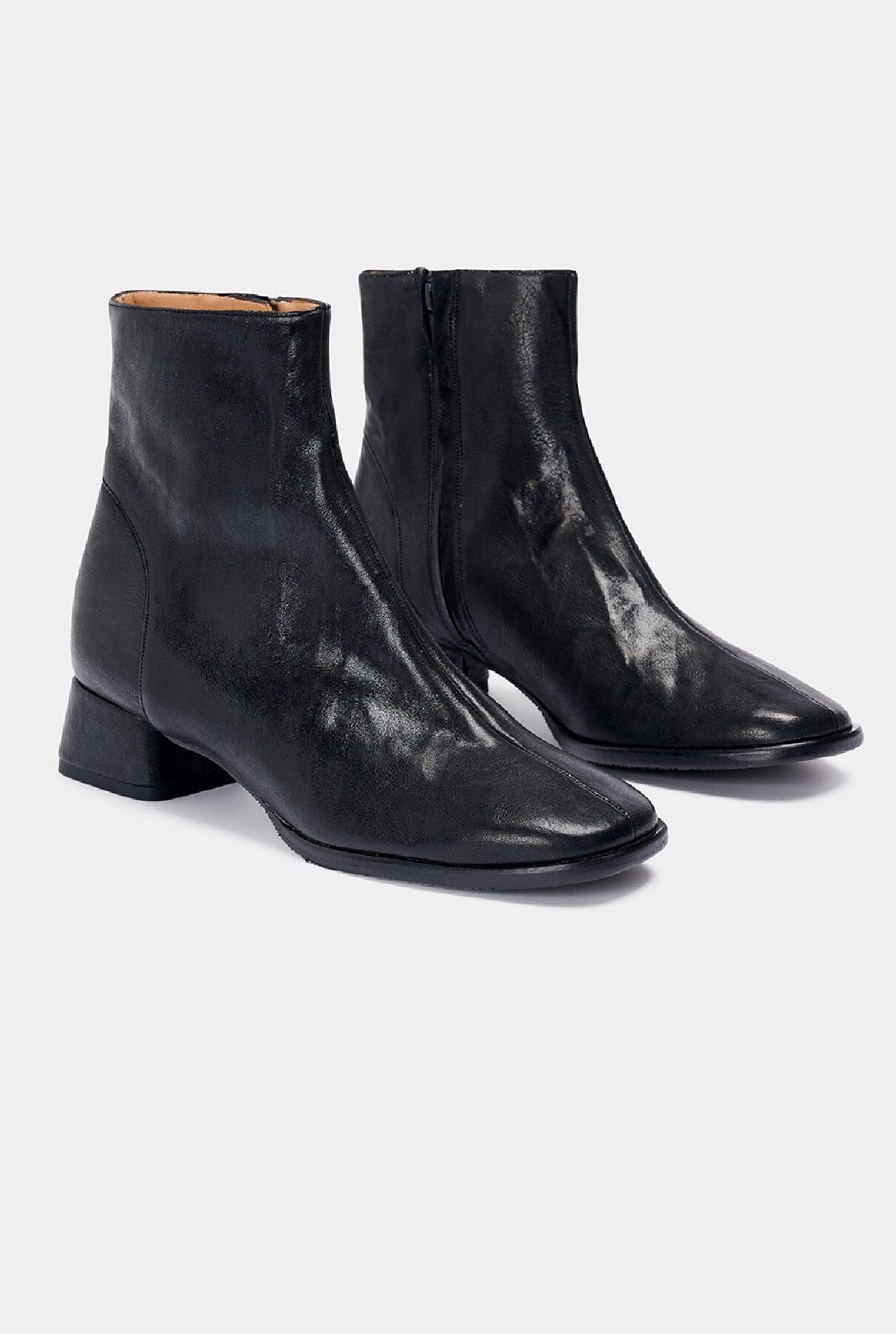 Bieldo Metallic Black Boots Naguisa 