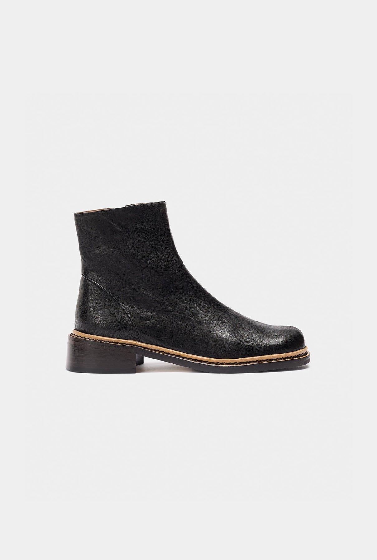 Bina Metallic Black Boots Naguisa 