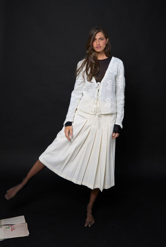 Blanco Sweaters Eiina Brand 