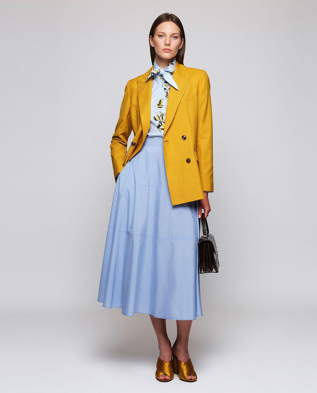 Blazer cruzada de lana ocre MUJER / CHAQUETAS & ABRIGOS / AMERICANAS Mirto 