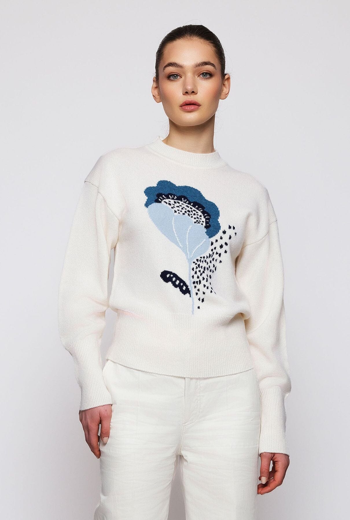 Blue floral jacquard cashmere wool sweater Sweaters Mirto 