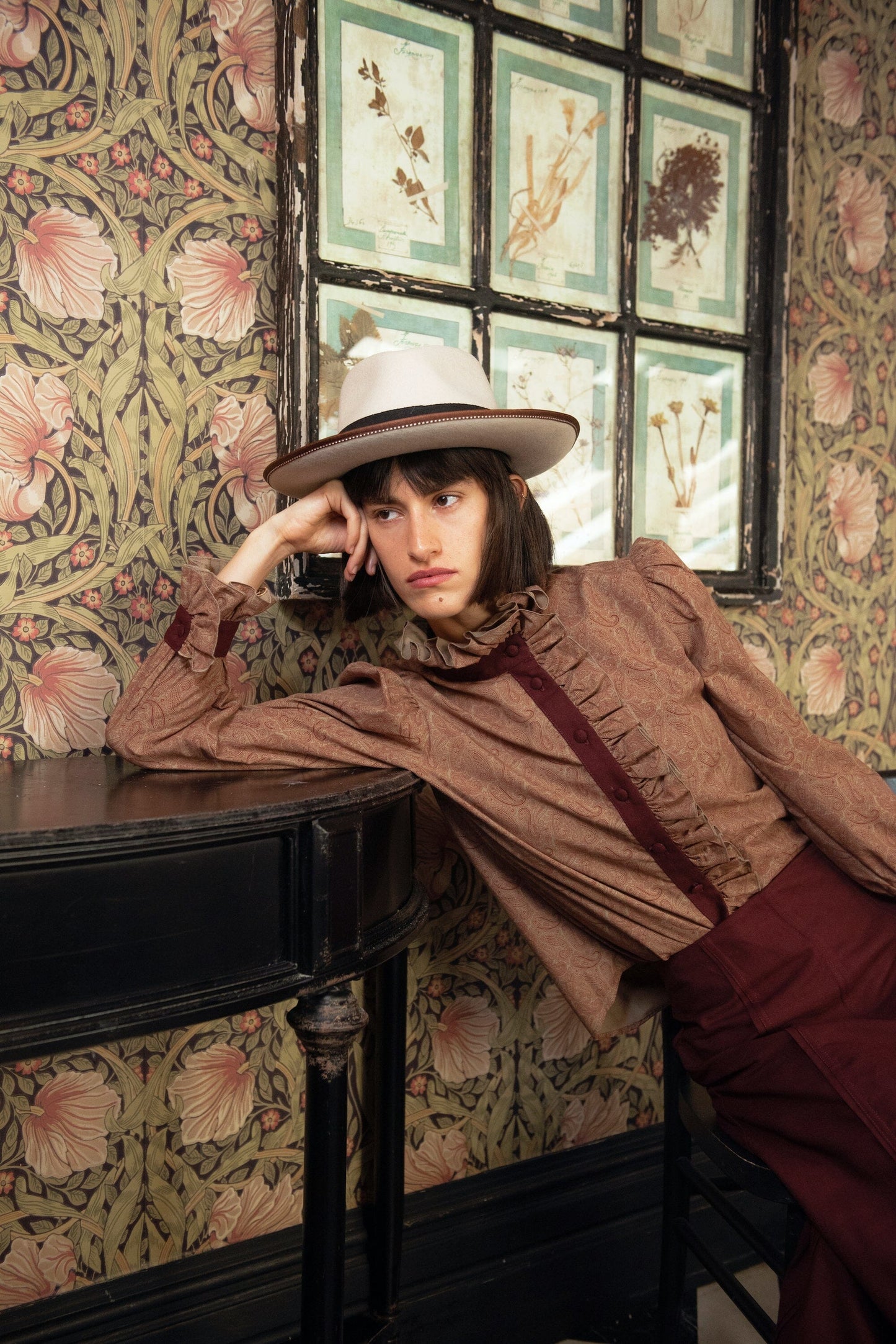 Blusa Eiger Burdeos Volante IPA BRAND 