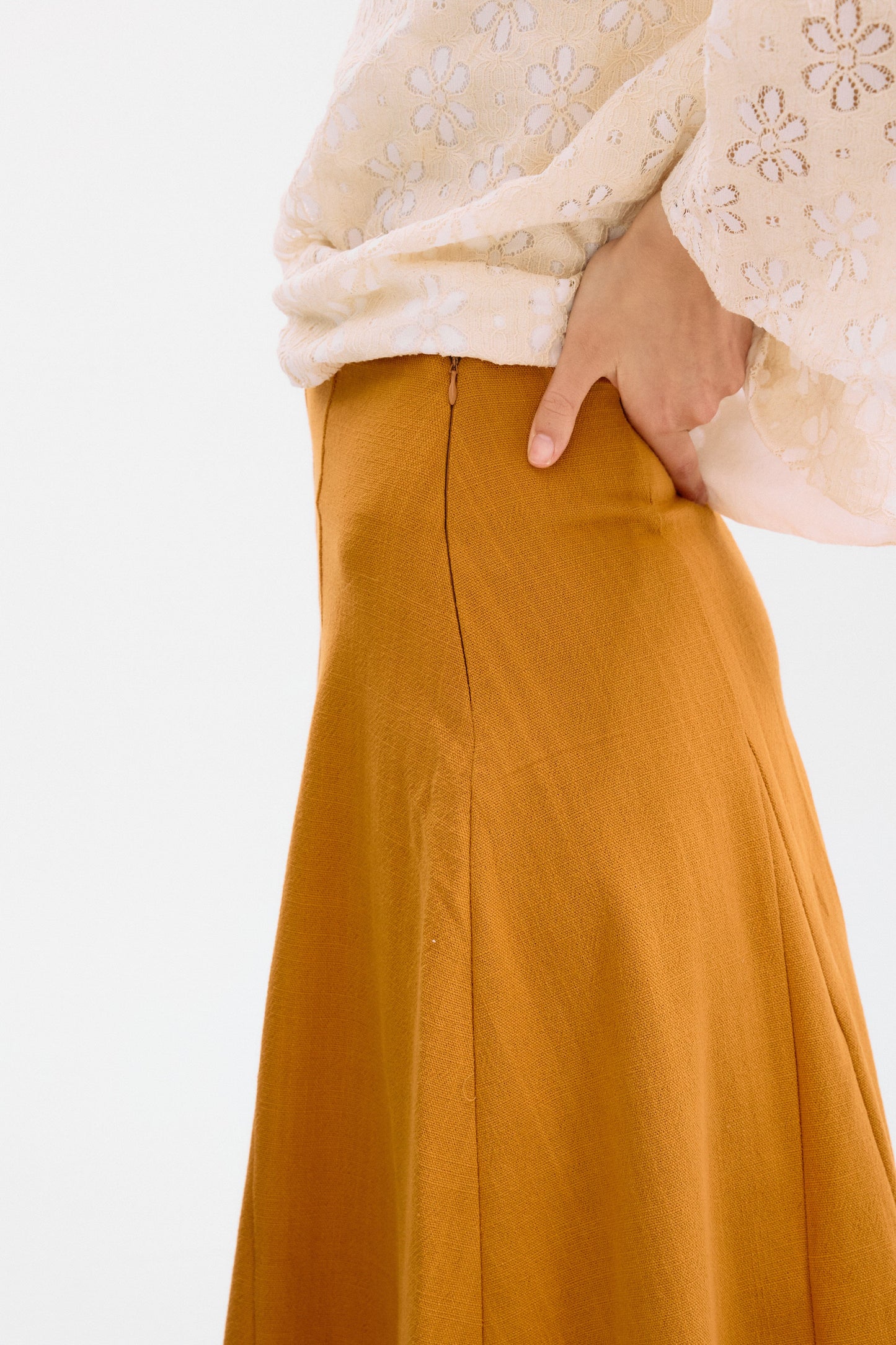 Blusa Meriggio Flores Bordadas Beige Shirts & Blouses IPA BRAND 