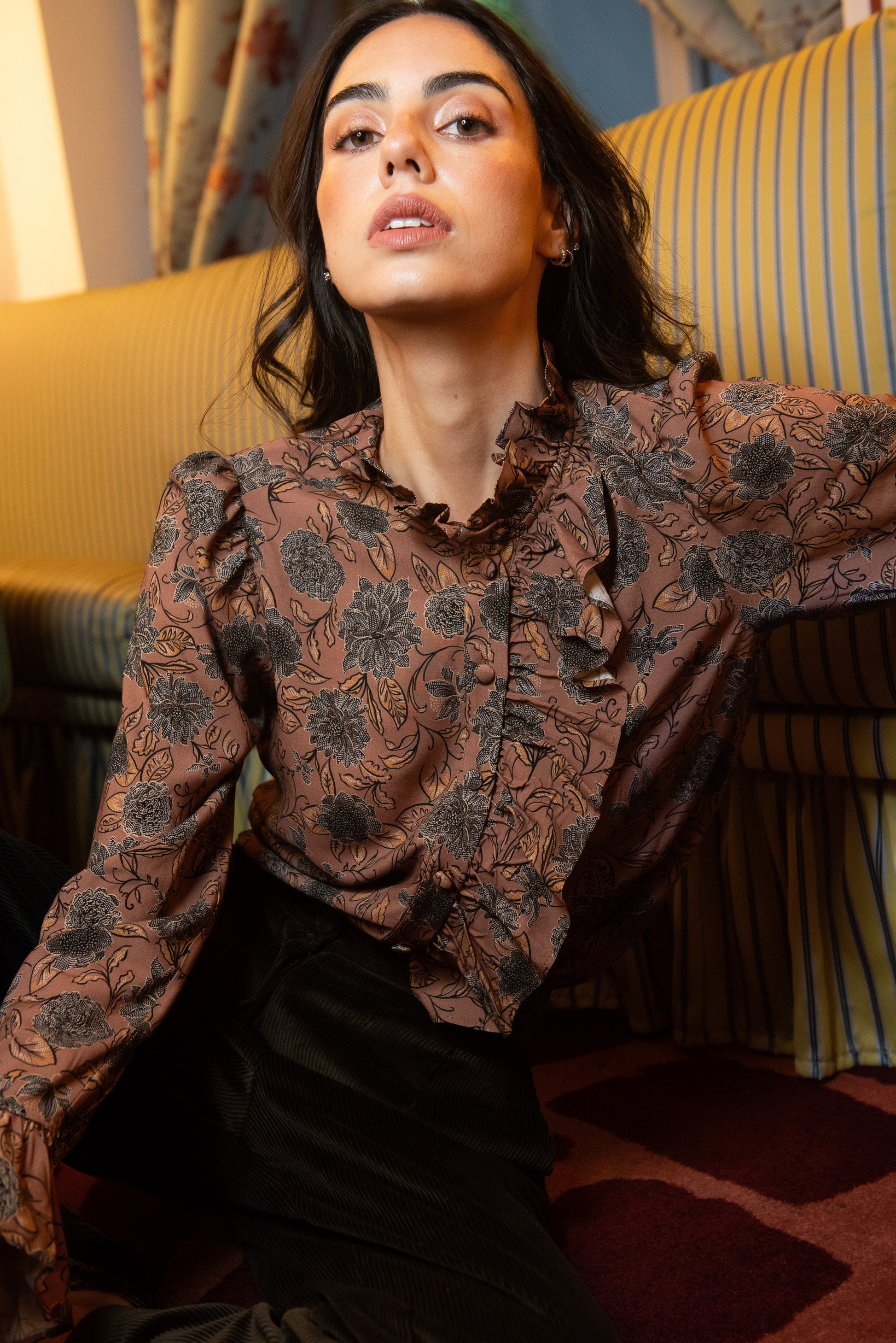 Blusa Toffe Estampado Marrón Shirts & Blouses IPA BRAND 