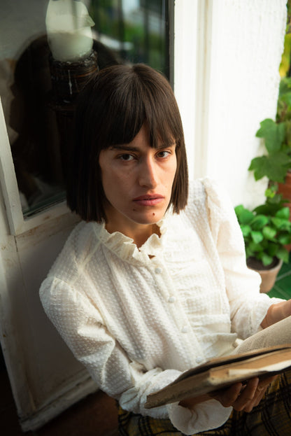 Blusa Valdora Volantes Blanca IPA BRAND 