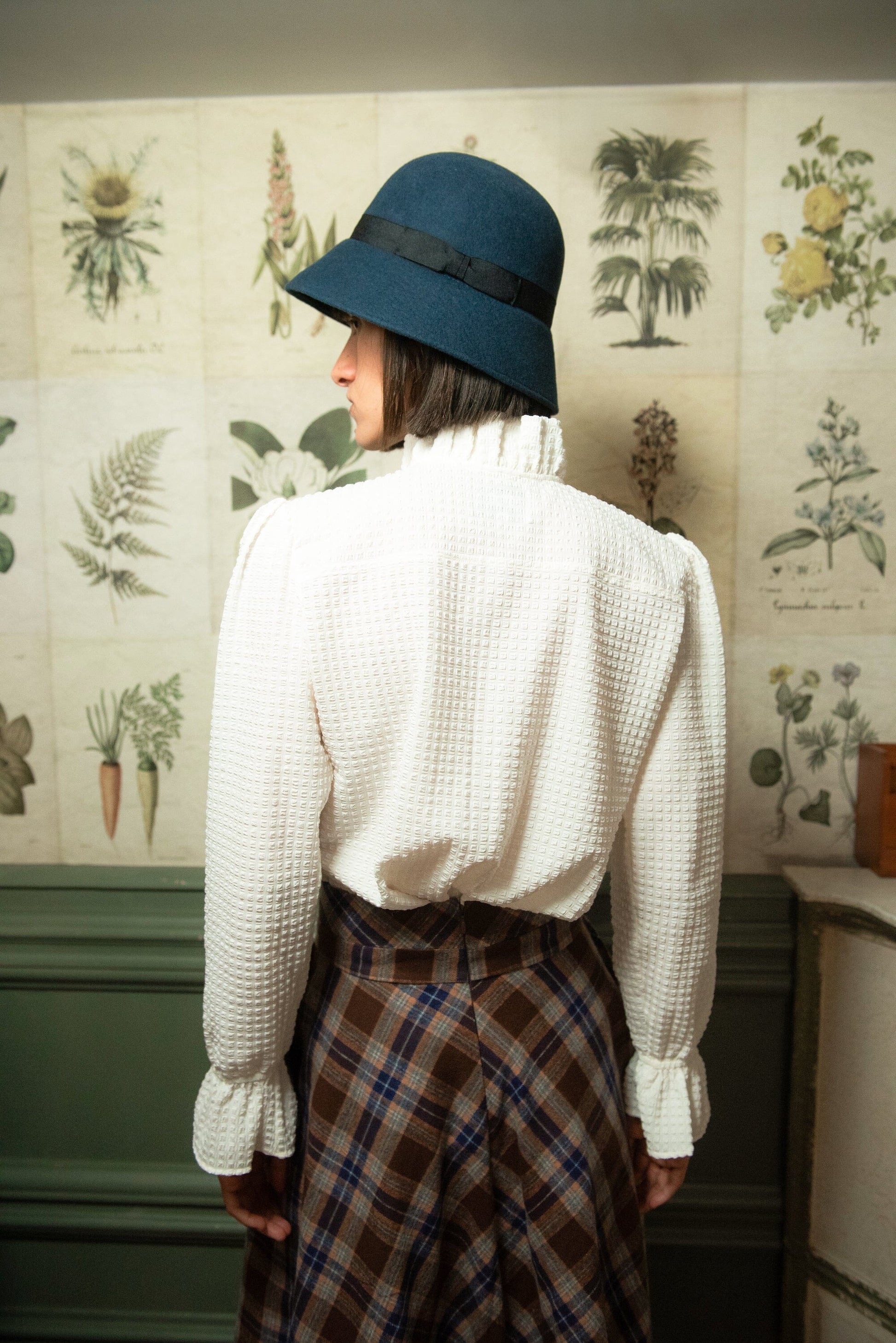 Blusa Valdora Volantes Blanca IPA BRAND 