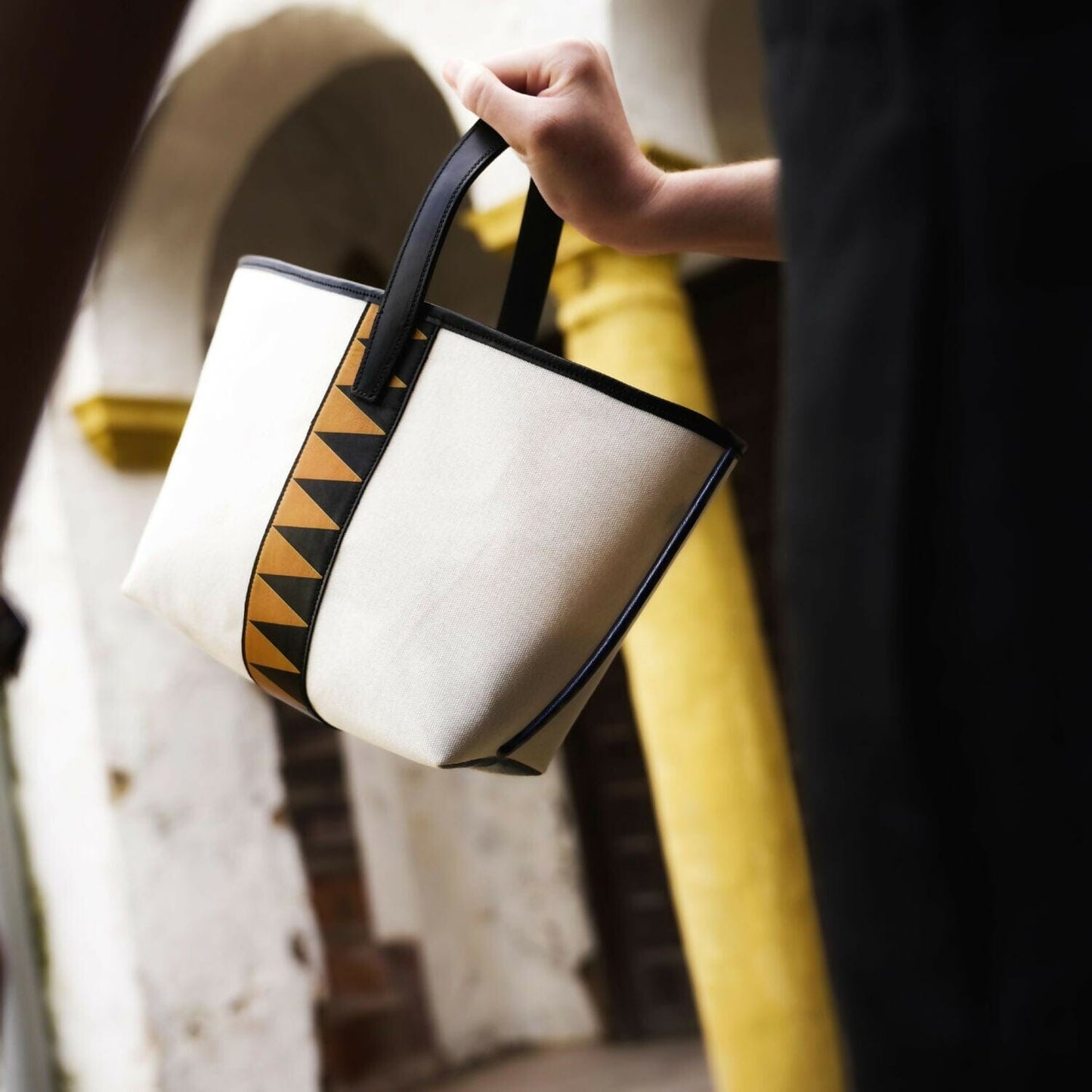 Bolso Piaffe negro Tote Bag Dorantes Harness 