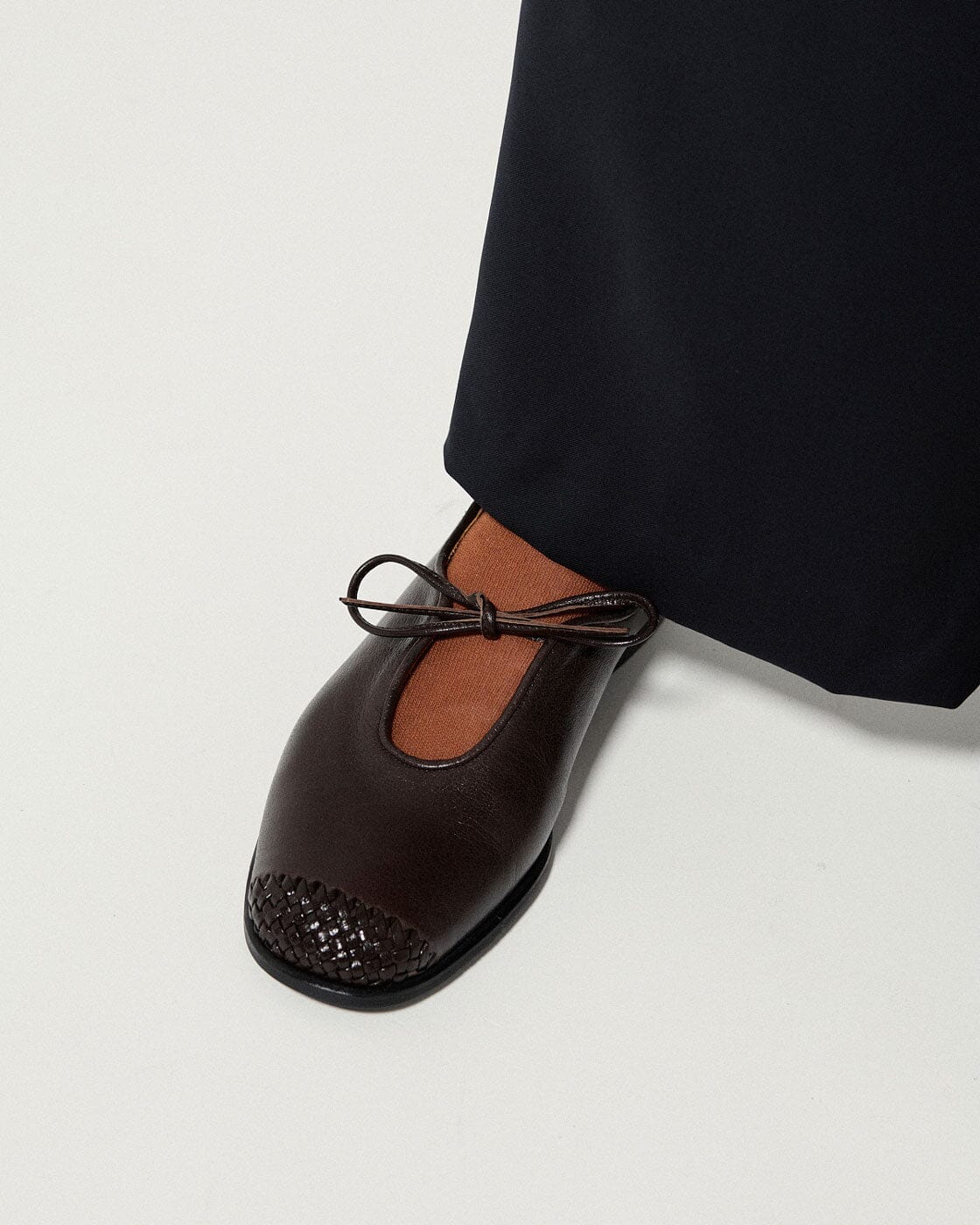 BORAGO MARRON OSCURO Flat shoes Naguisa 