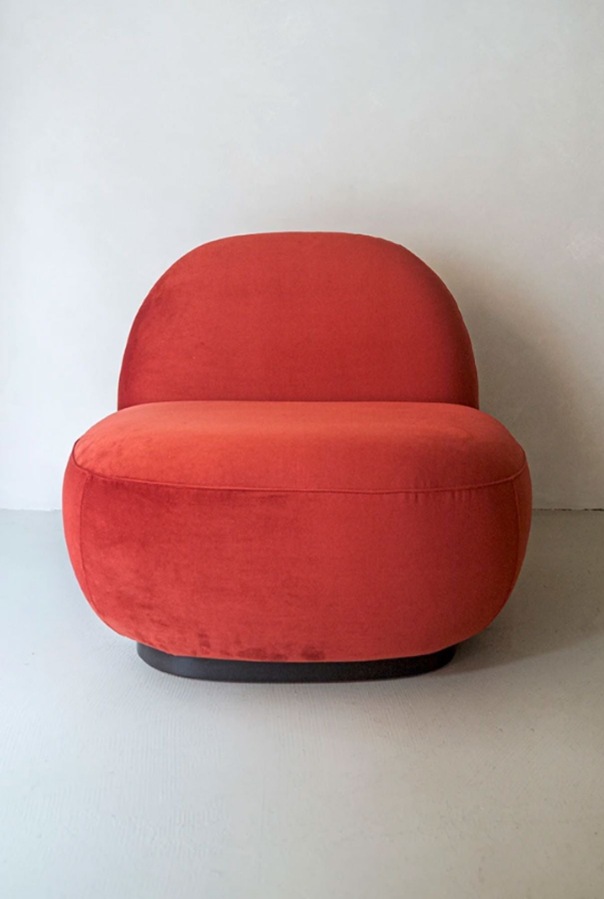 BUTACA BLOSSOM TERCIOPELO CARMIN Furniture Be Water Home 