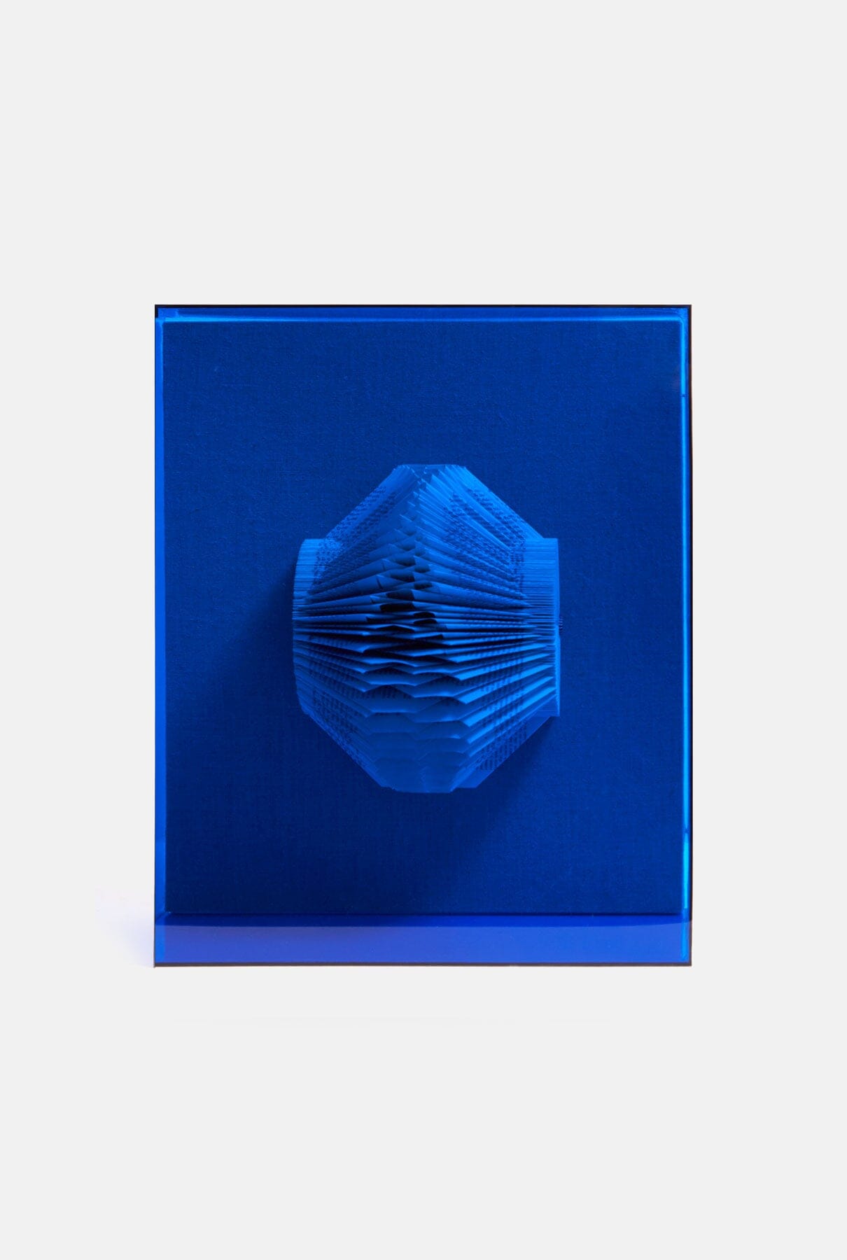 Caja escultura azul fluor Sculptures Bana Studio 