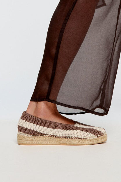 CALELLA MARRÓN-CRUDO Flat shoes Naguisa 