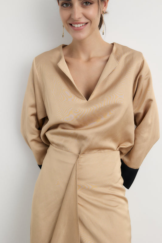Camisa Alfonsina Beige Shirts & Blouses Galcon Studio 