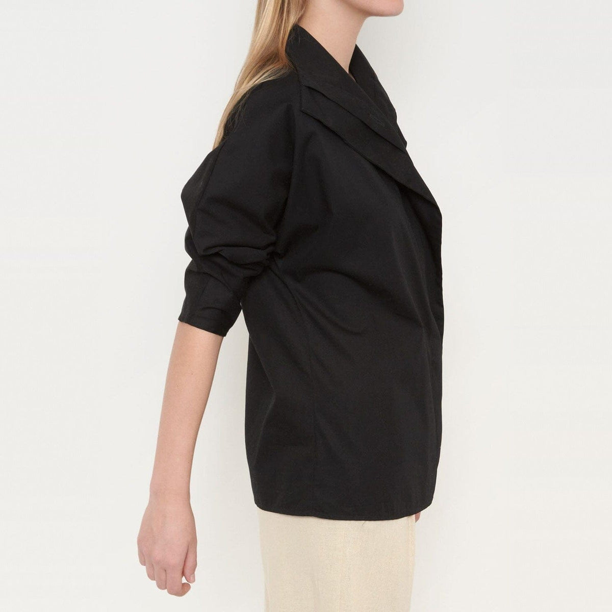 Camisa cierre lateral negro Shirts & blouses Iki Essentials 