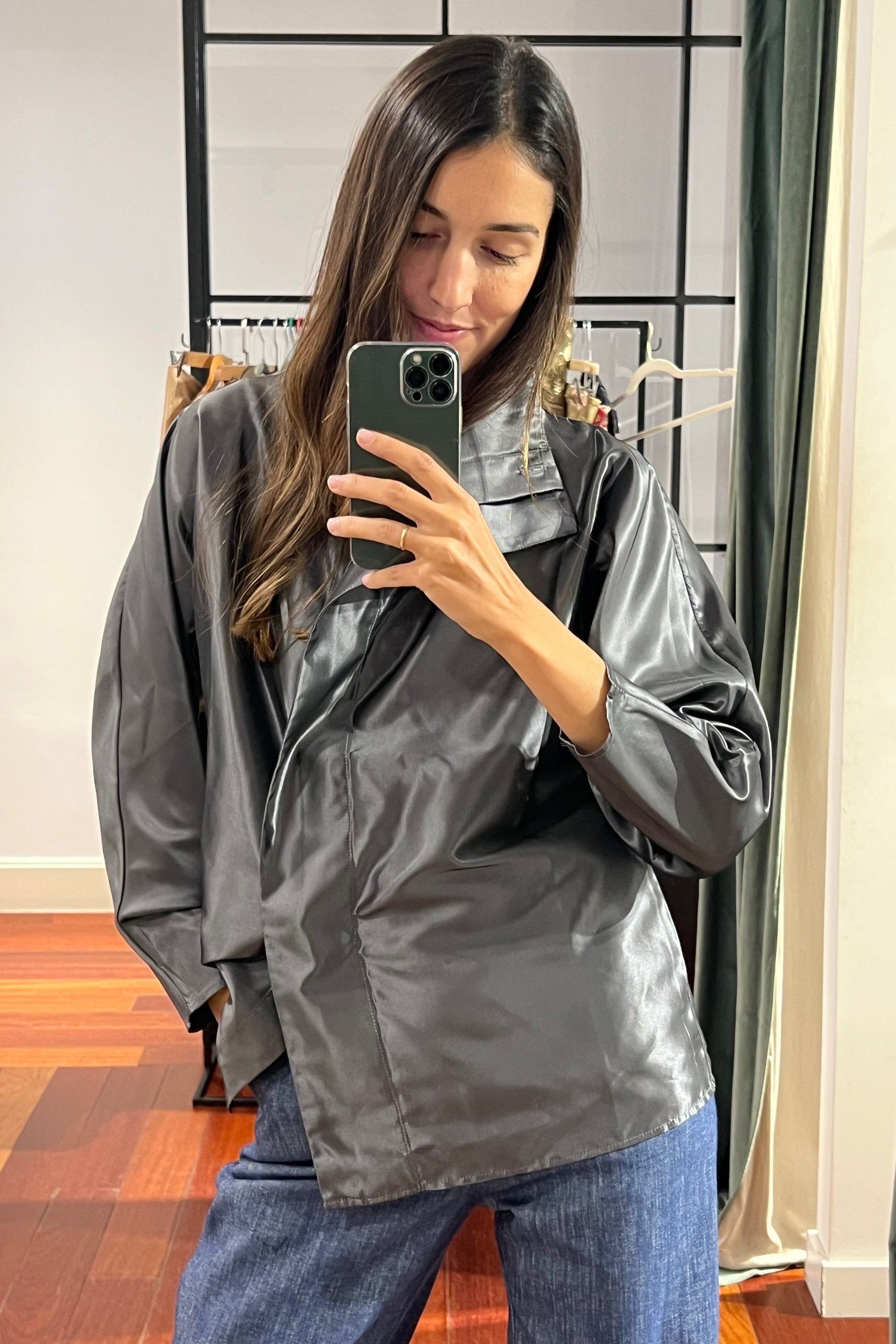 Camisa de cierre lateral tafeta gris Shirts & blouses Iki Essentials 