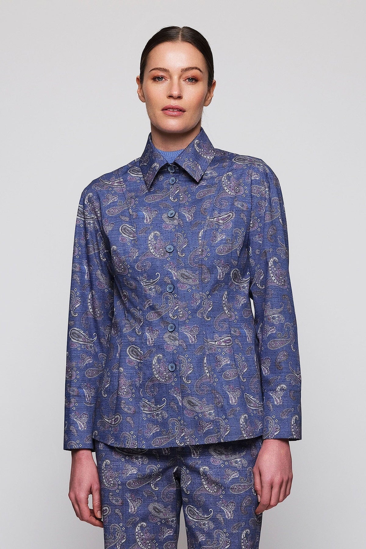 Camisa denim estampado paisley · Mirto