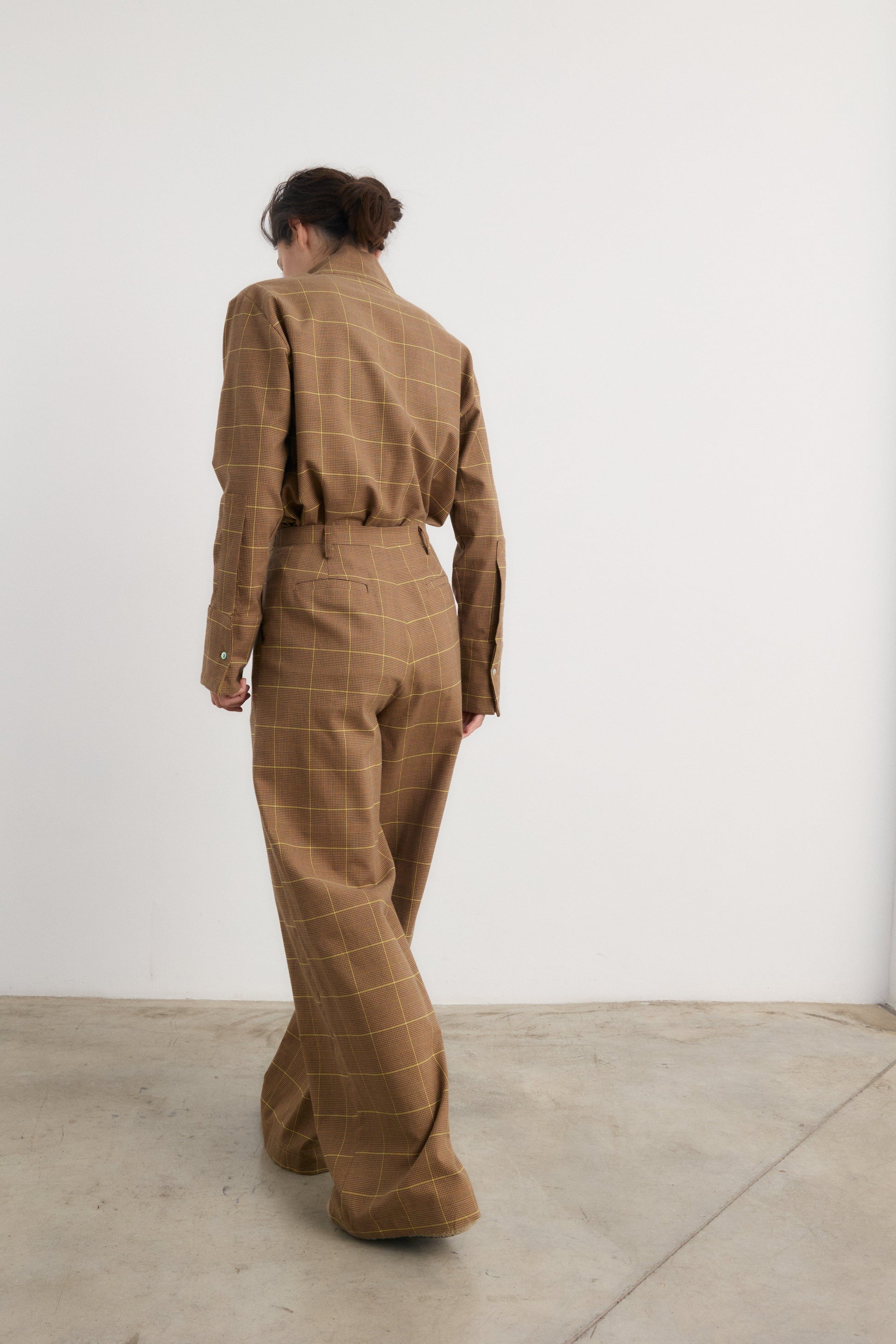 Camisa Ingrid cuadro beige Shirts & Blouses Galcon Studio 