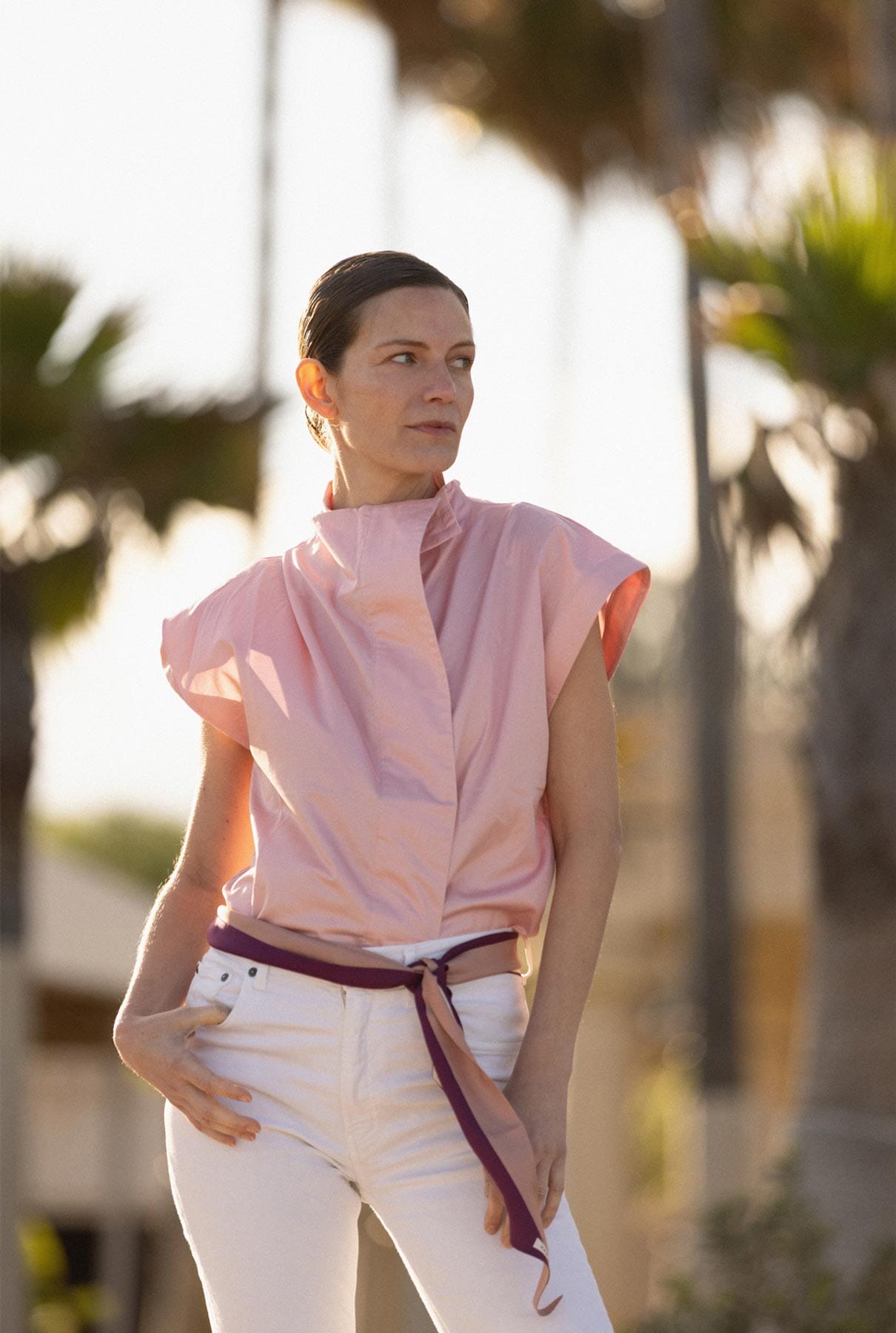 CAMISA LATERAL MANGA CORTA ROSA Shirts & blouses Iki Essentials 