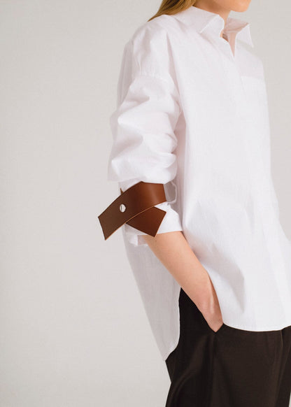 Camisa oversize blanca con cuero Shirts & blouses Miguel Marinero 