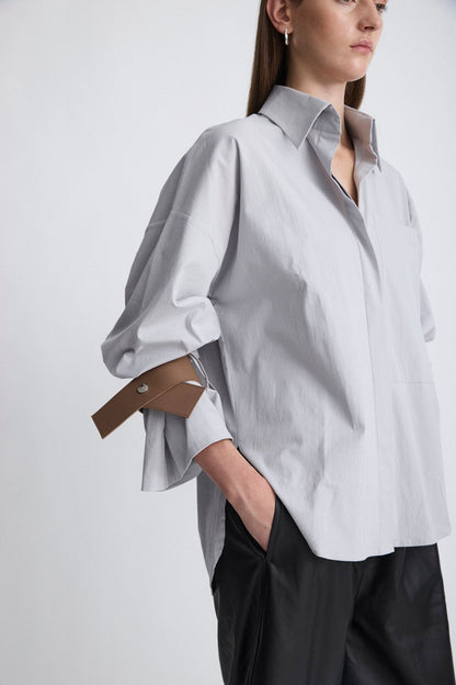 Camisa oversize de algodón gris con puños de cuero Shirts & blouses Miguel Marinero 