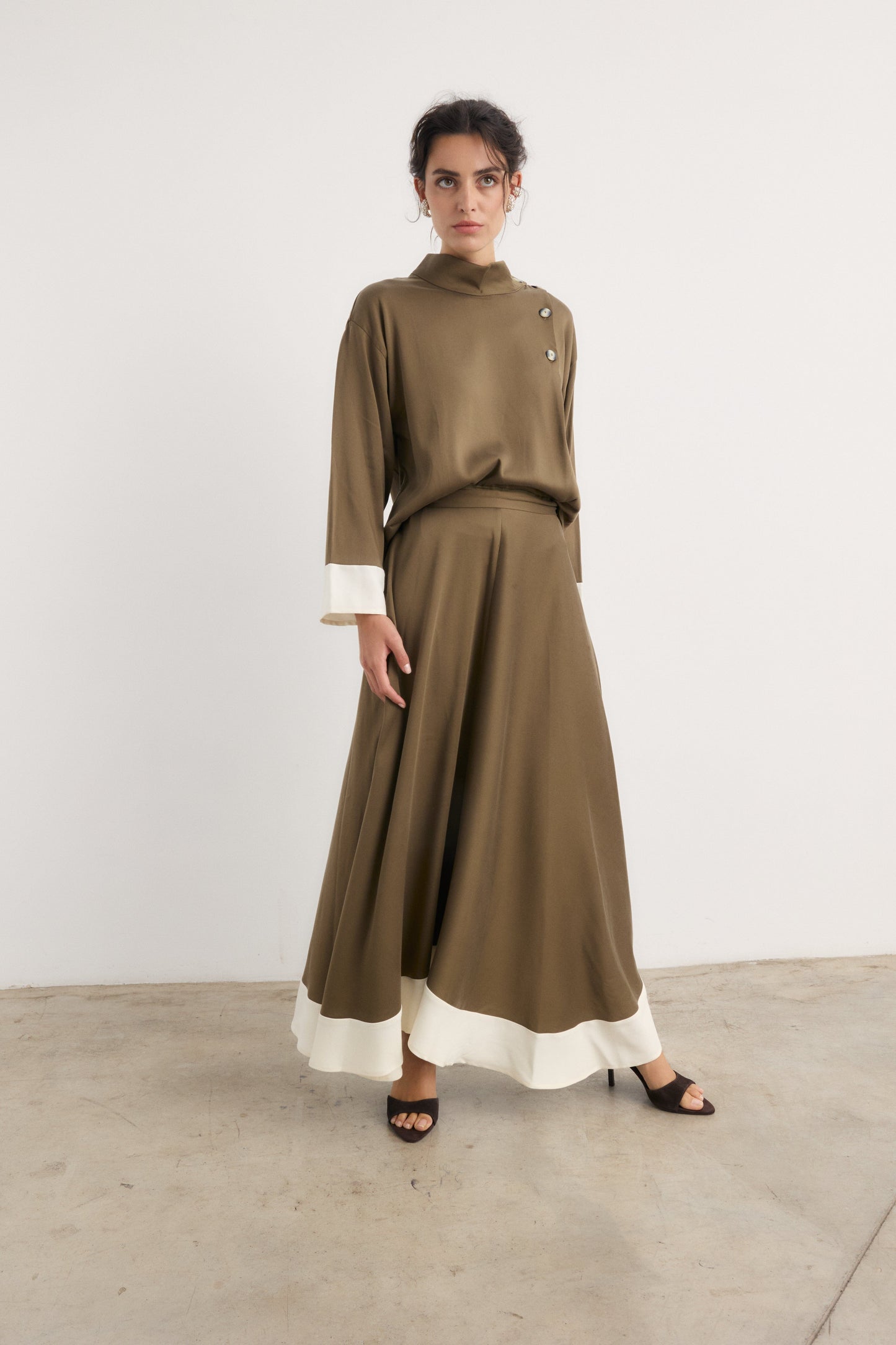 Camisa Saba verde - Preorder Shirts & Blouses Galcon Studio 