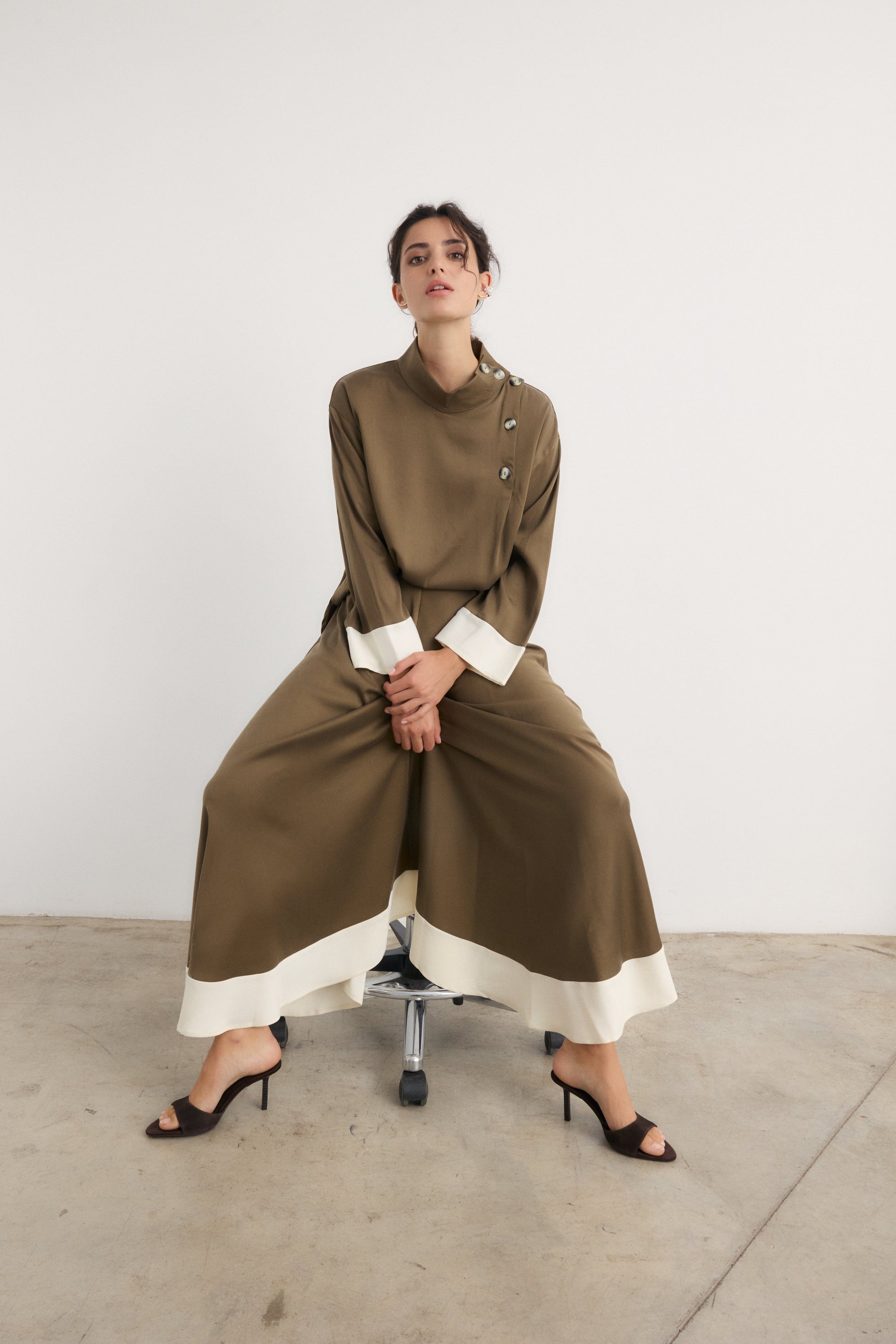 Camisa Saba verde - Preorder Shirts & Blouses Galcon Studio 