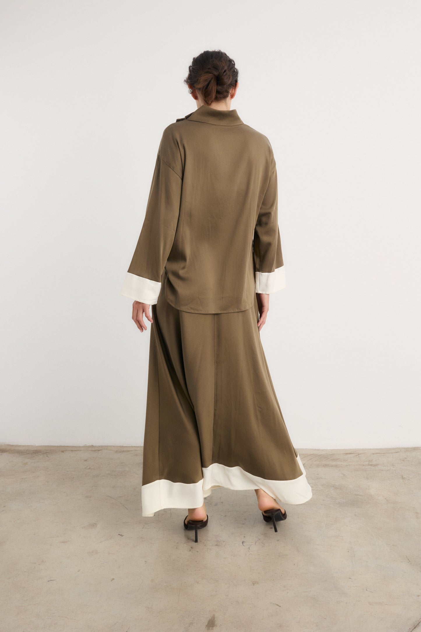 Camisa Saba verde - Preorder Shirts & Blouses Galcon Studio 