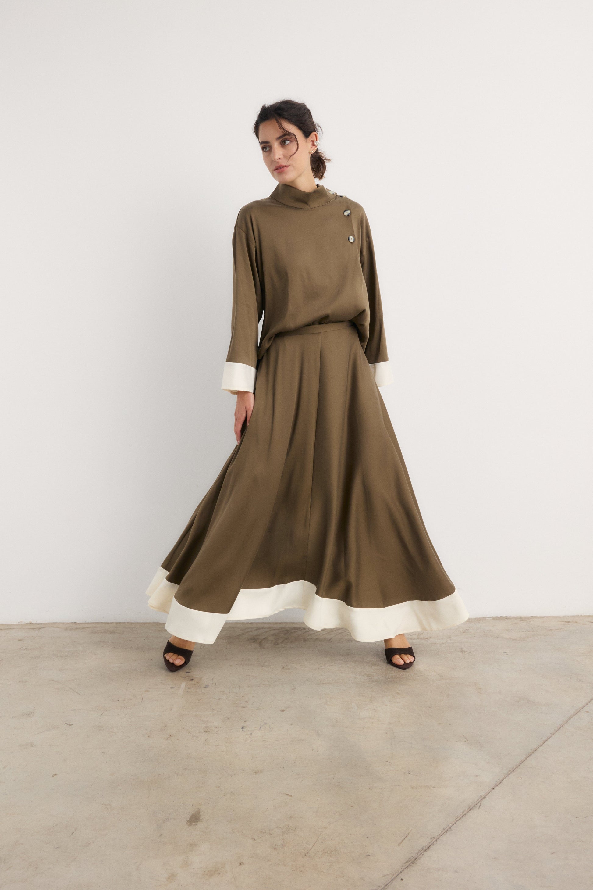 Camisa Saba verde - Preorder Shirts & Blouses Galcon Studio 