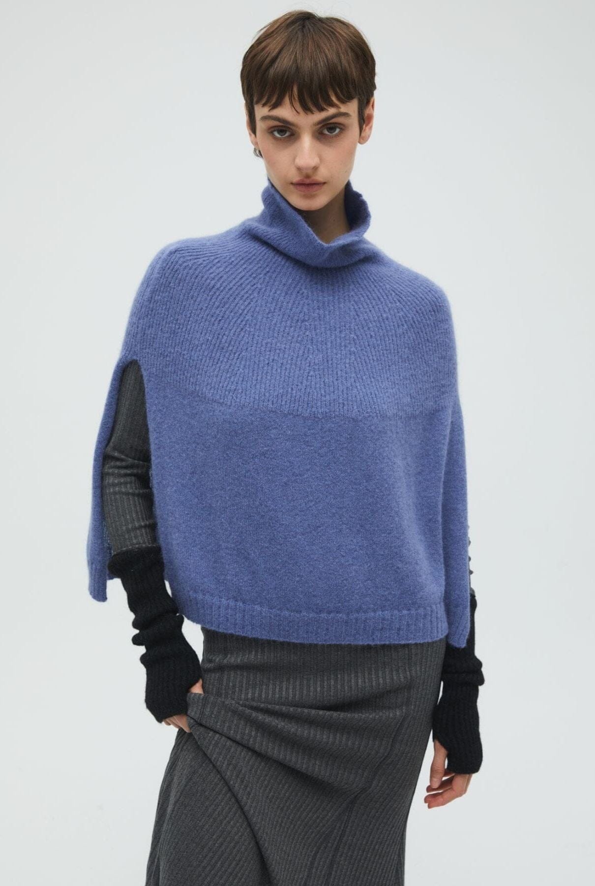 CAPE FELTRINO Capes & shawls Commelle 