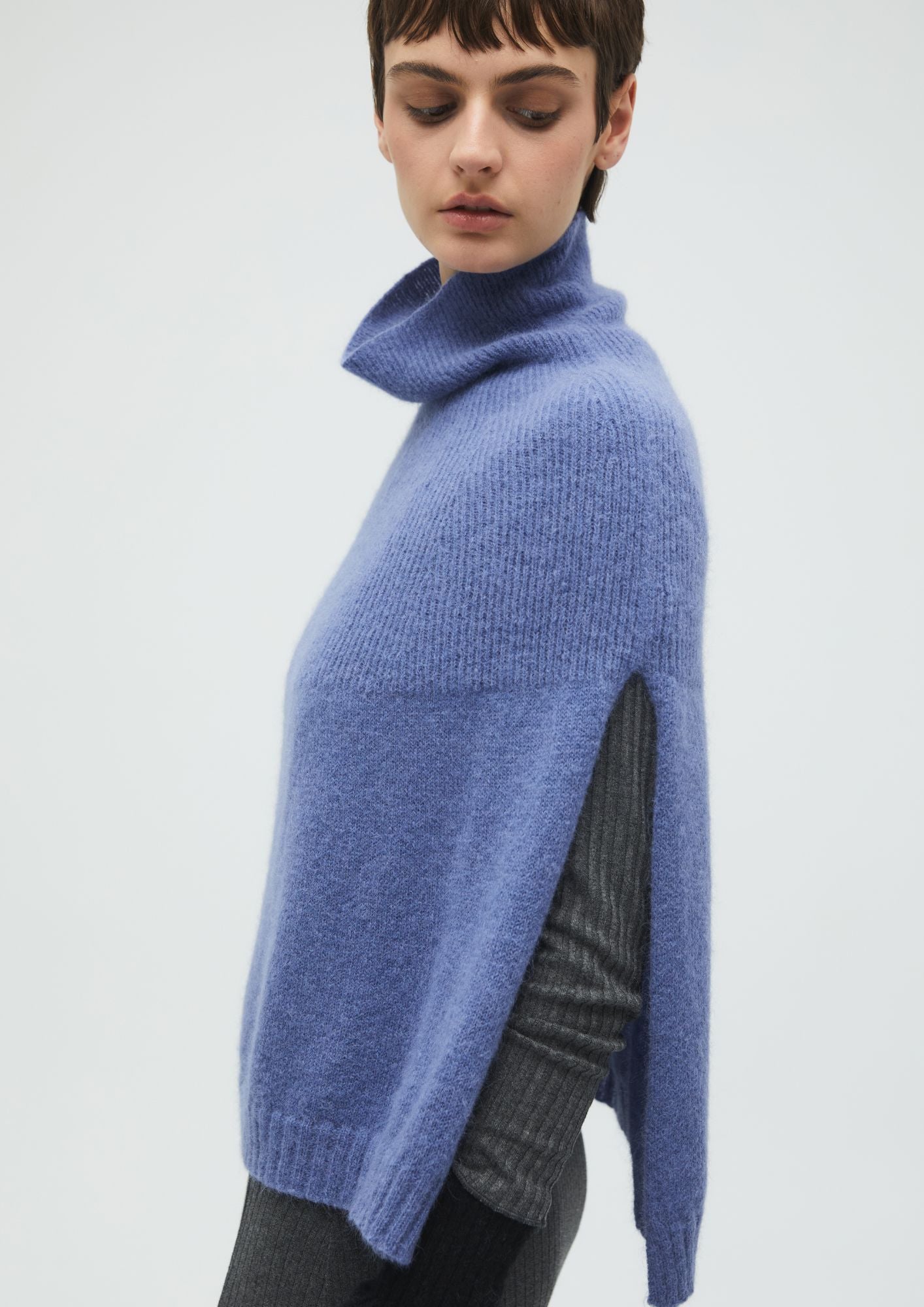 CAPE FELTRINO Capes & shawls Commelle 