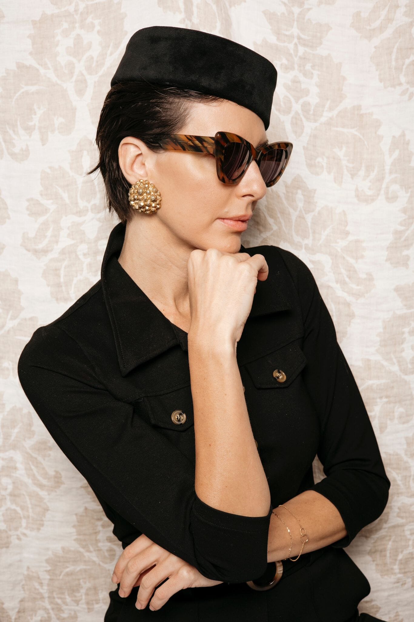 Casquete Negro Terciopelo Hats Alexia Alvarez de Toledo 